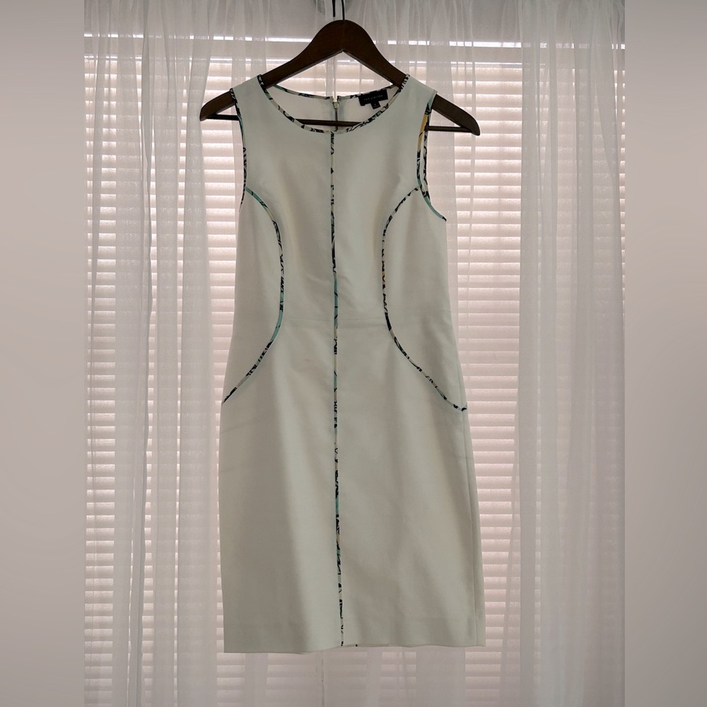 The limited Midi dress white size 0.